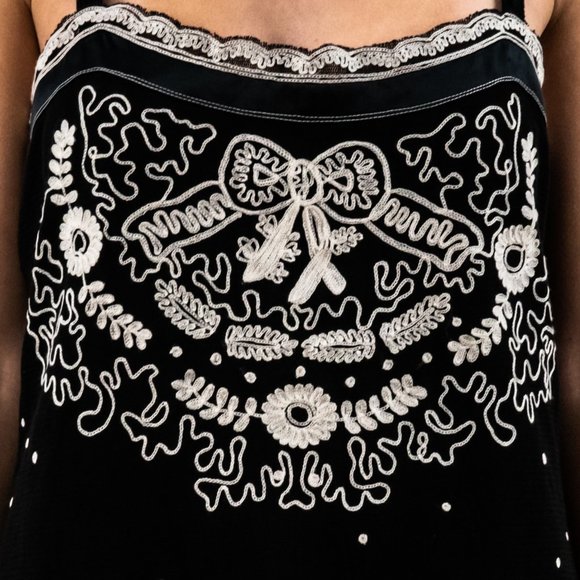 Anthropologie 4 Silk Mesh Embroidered Bow Tank Top - Picture 2 of 9
